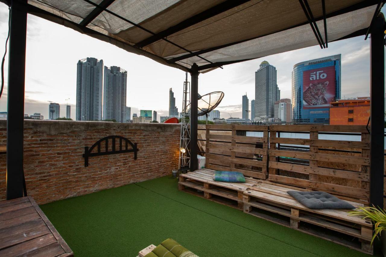 The Bridge Hostel Bangkok Exterior foto