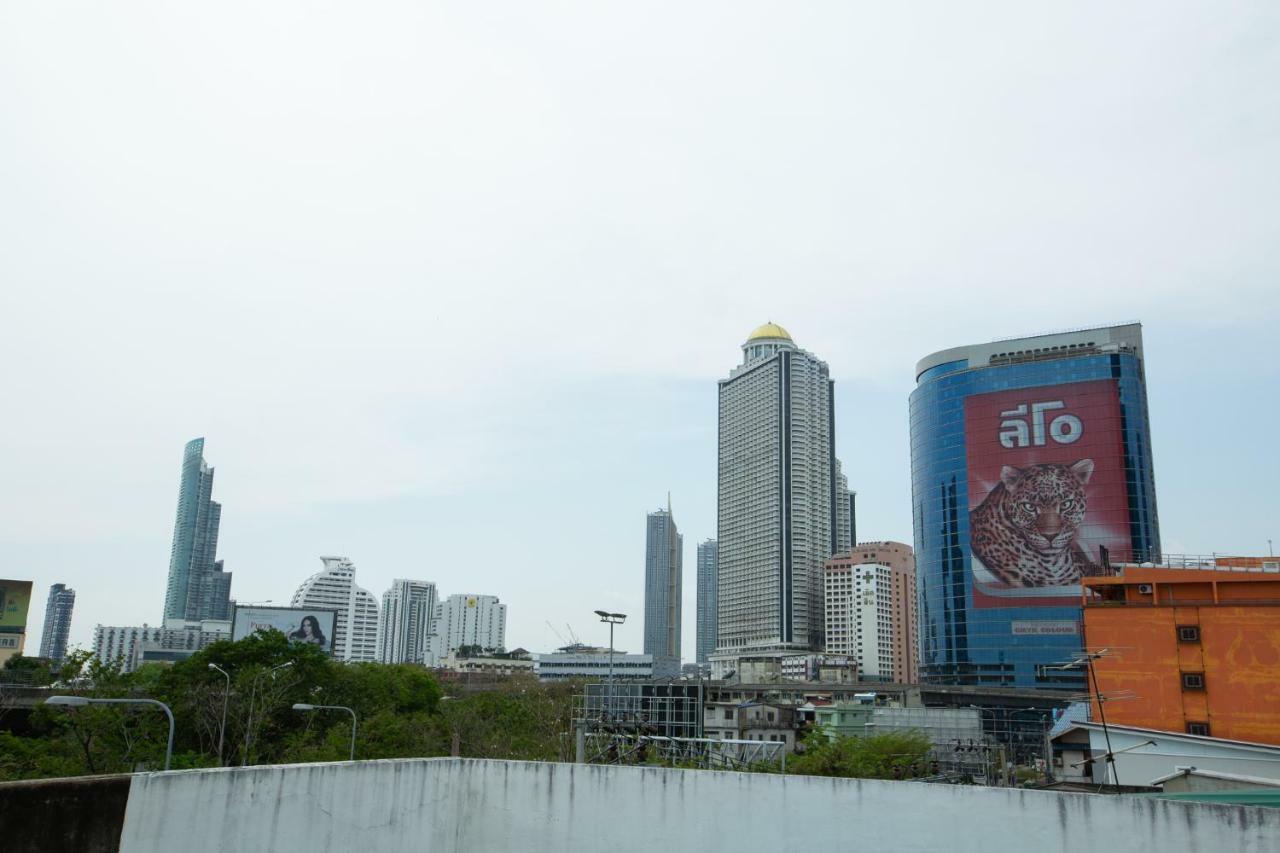 The Bridge Hostel Bangkok Exterior foto