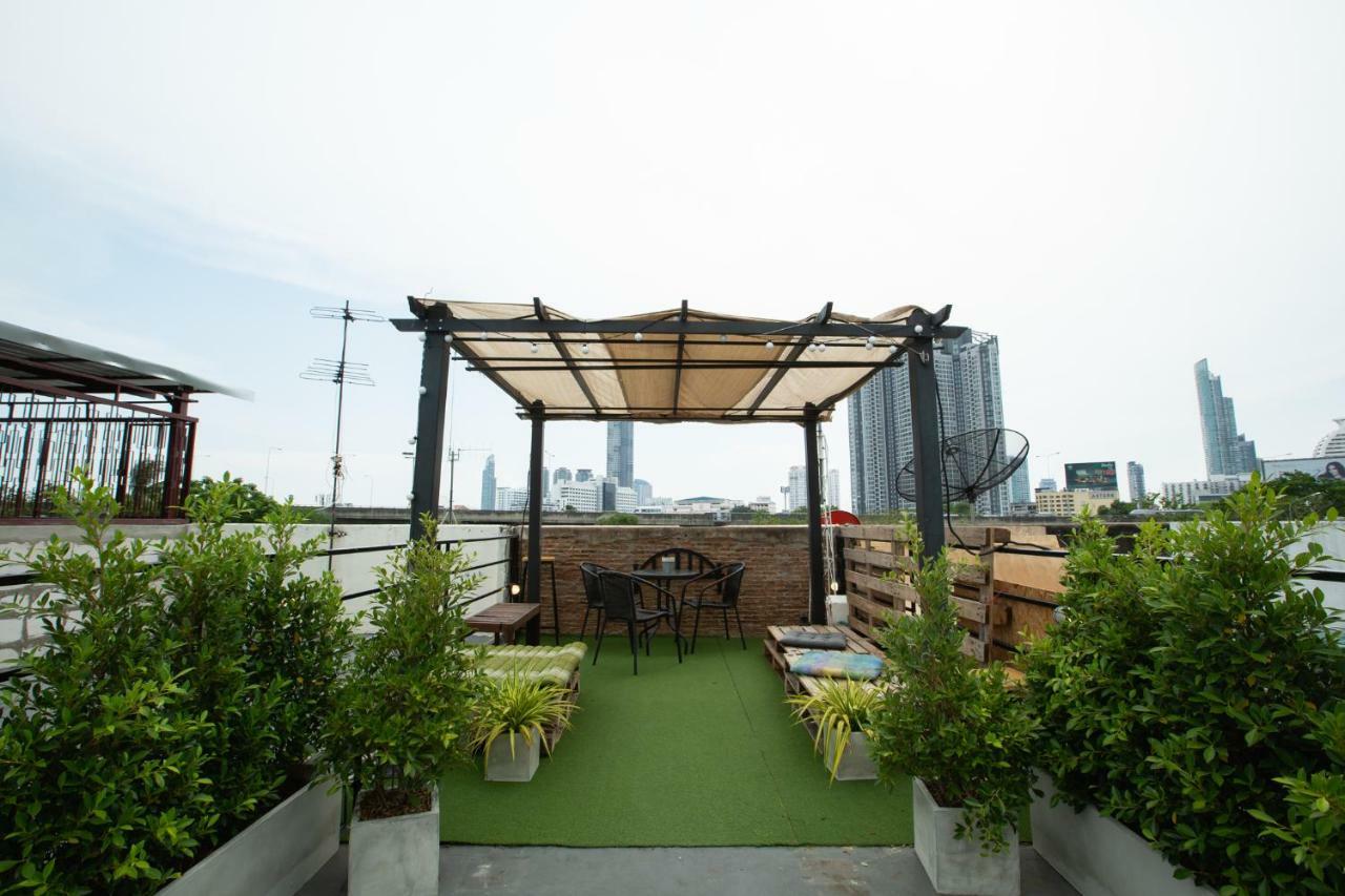 The Bridge Hostel Bangkok Exterior foto